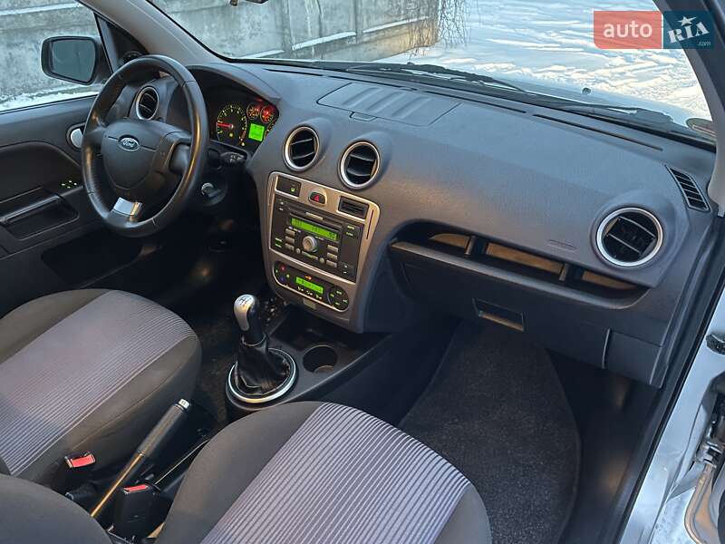 Хэтчбек Ford Fusion 2008 в Виннице фото 110 Хэтчбек Ford Fusion 2008 в Виннице