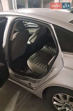 Седан Ford Fusion 2016 в Львове
