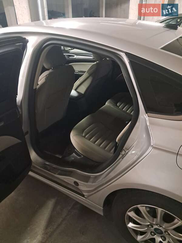 Седан Ford Fusion 2016 в Николаеве