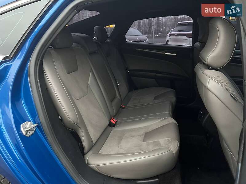 Седан Ford Fusion 2016 в Киеве