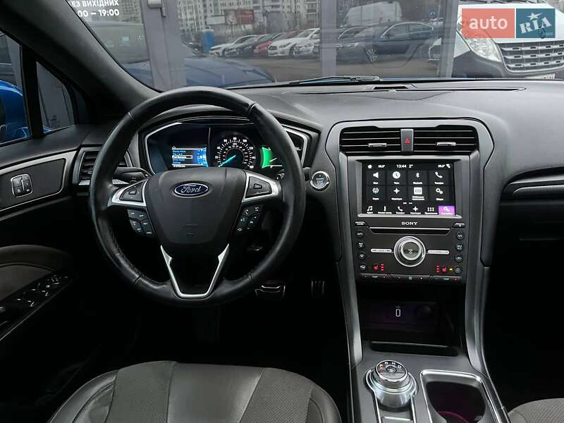 Седан Ford Fusion 2016 в Киеве
