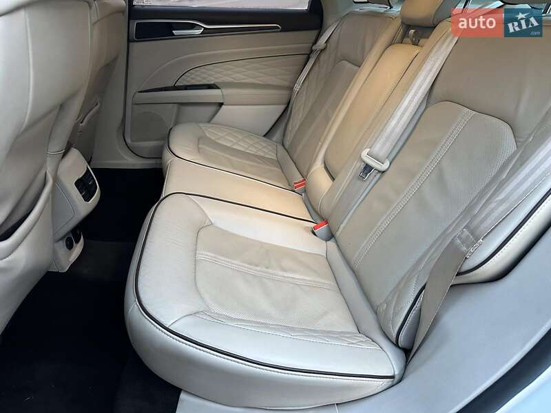 Седан Ford Fusion 2017 в Одессе