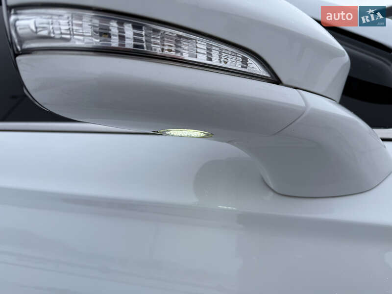 Седан Ford Fusion 2014 в Днепре