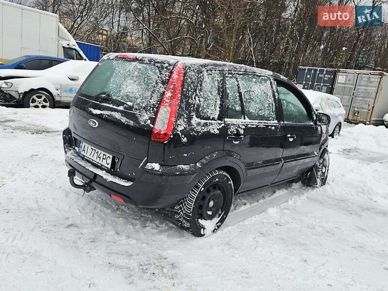 Хетчбек Ford Fusion 2010 в Києві