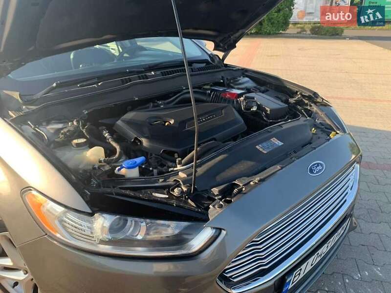 Седан Ford Fusion 2013 в Полтаві