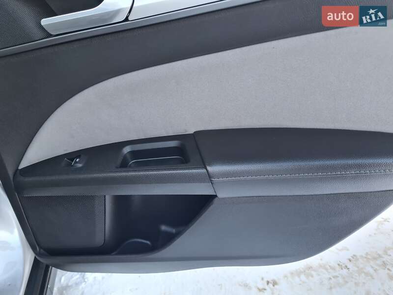 Седан Ford Fusion 2015 в Виннице фото 25 Седан Ford Fusion 2015 в Виннице