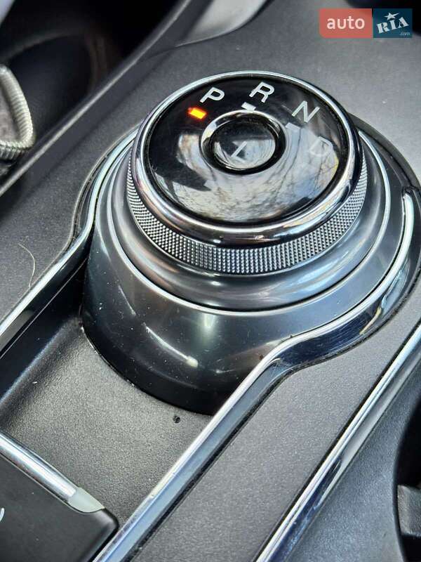 Седан Ford Fusion 2019 в Умани