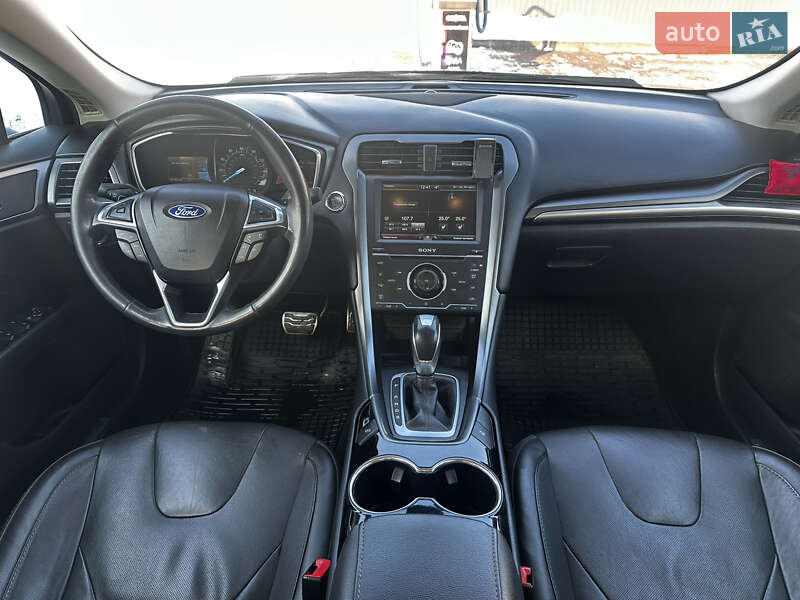 Седан Ford Fusion 2014 в Днепре