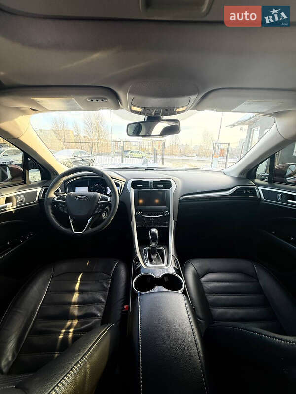 Седан Ford Fusion 2013 в Києві
