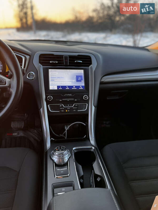 Седан Ford Fusion 2019 в Запоріжжі