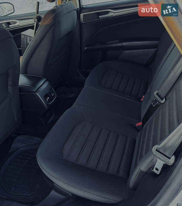 Седан Ford Fusion 2019 в Запоріжжі