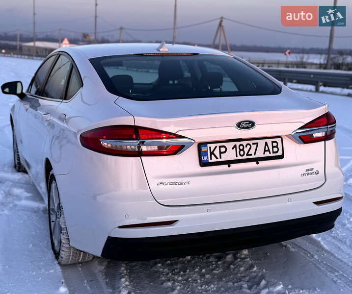 Седан Ford Fusion 2019 в Запоріжжі
