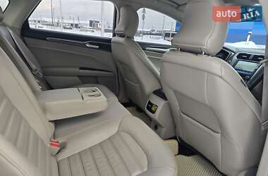 Седан Ford Fusion 2017 в Львове