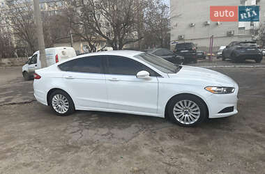 Седан Ford Fusion 2014 в Кременчуге