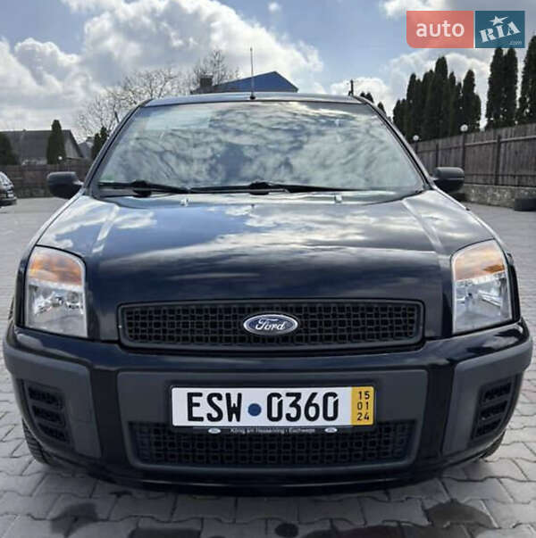 Хетчбек Ford Fusion 2005 в Бару