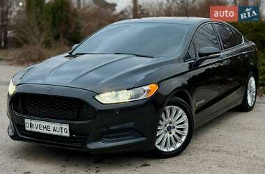 Седан Ford Fusion 2012 в Днепре