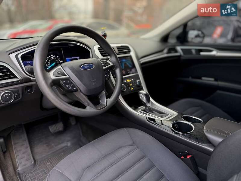 Седан Ford Fusion 2012 в Днепре