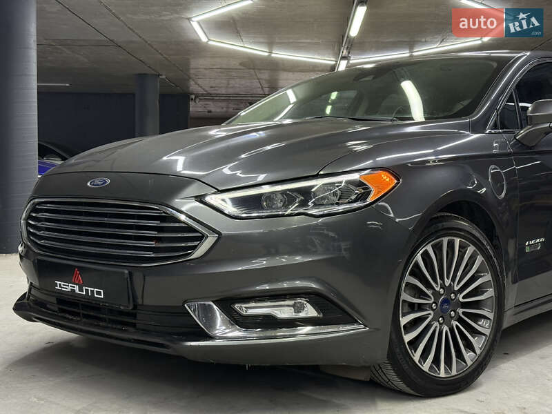 Седан Ford Fusion 2016 в Одесі