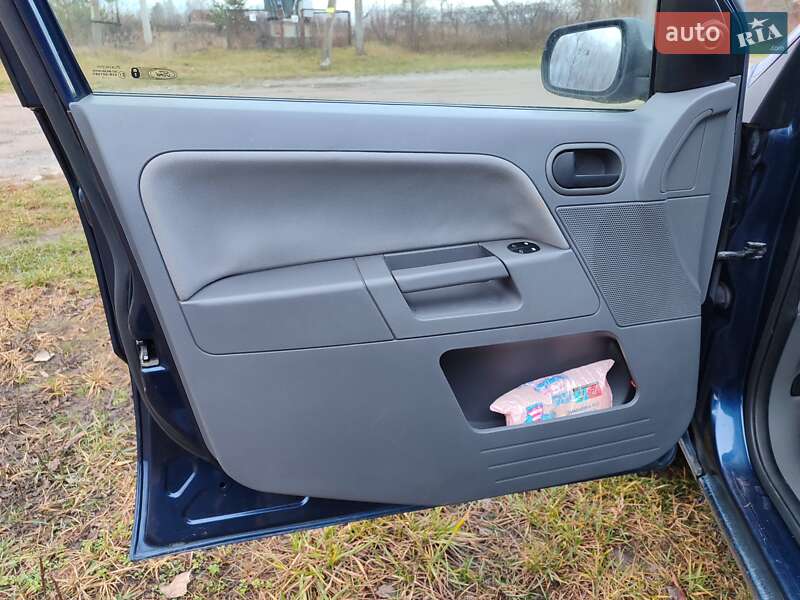 Хэтчбек Ford Fusion 2004 в Золотоноше