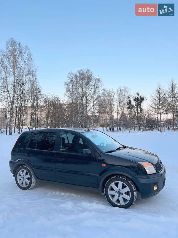 Хетчбек Ford Fusion 2007 в Звягелі