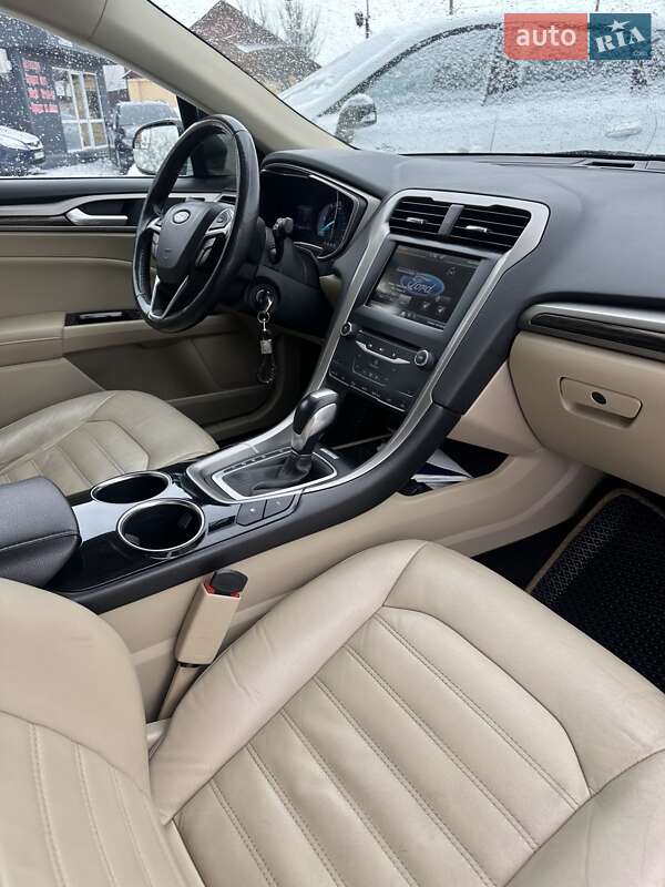 Седан Ford Fusion 2013 в Смеле фото 13 Седан Ford Fusion 2013 в Смеле