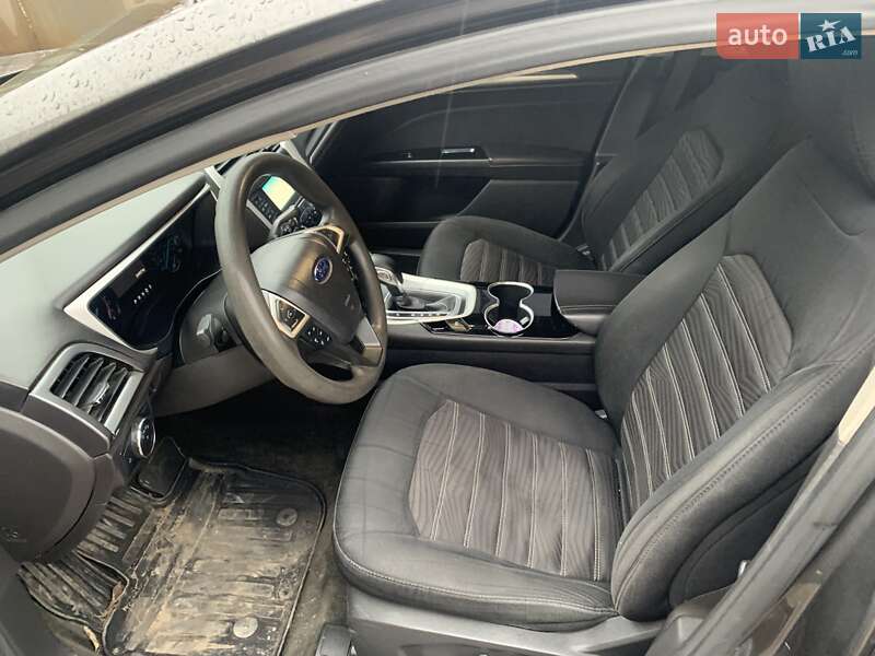 Седан Ford Fusion 2015 в Николаеве