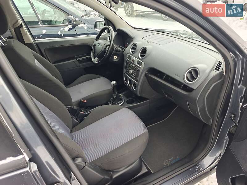 Хетчбек Ford Fusion 2007 в Луцьку