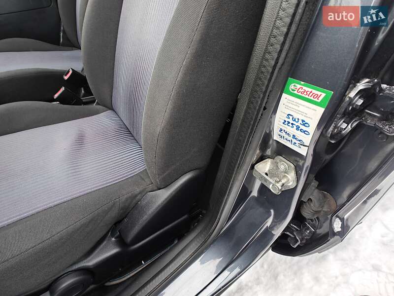 Хетчбек Ford Fusion 2007 в Луцьку