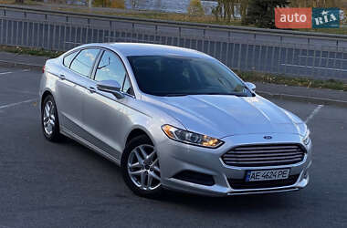 Седан Ford Fusion 2016 в Львове