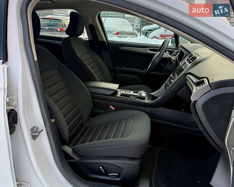 Седан Ford Fusion 2018 в Києві