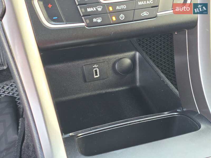 Седан Ford Fusion 2017 в Хмельницком