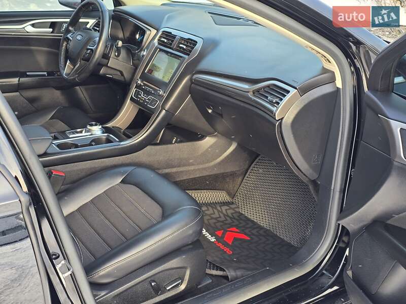 Седан Ford Fusion 2017 в Хмельницком