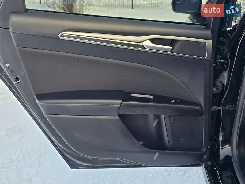 Седан Ford Fusion 2017 в Хмельницком