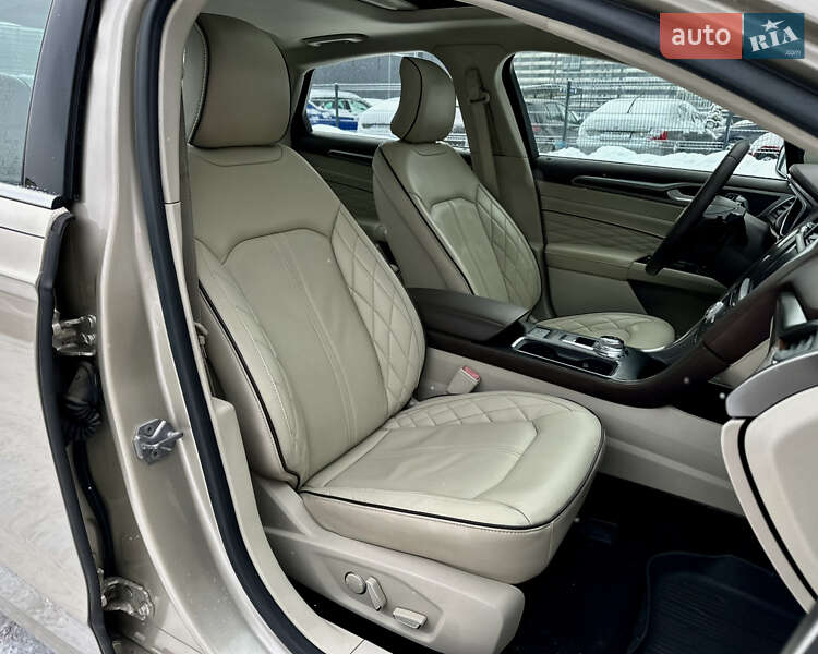 Седан Ford Fusion 2016 в Києві