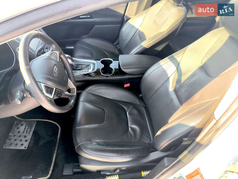 Седан Ford Fusion 2014 в Запоріжжі