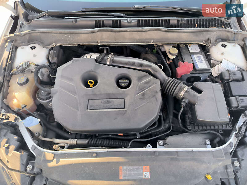 Седан Ford Fusion 2014 в Запоріжжі