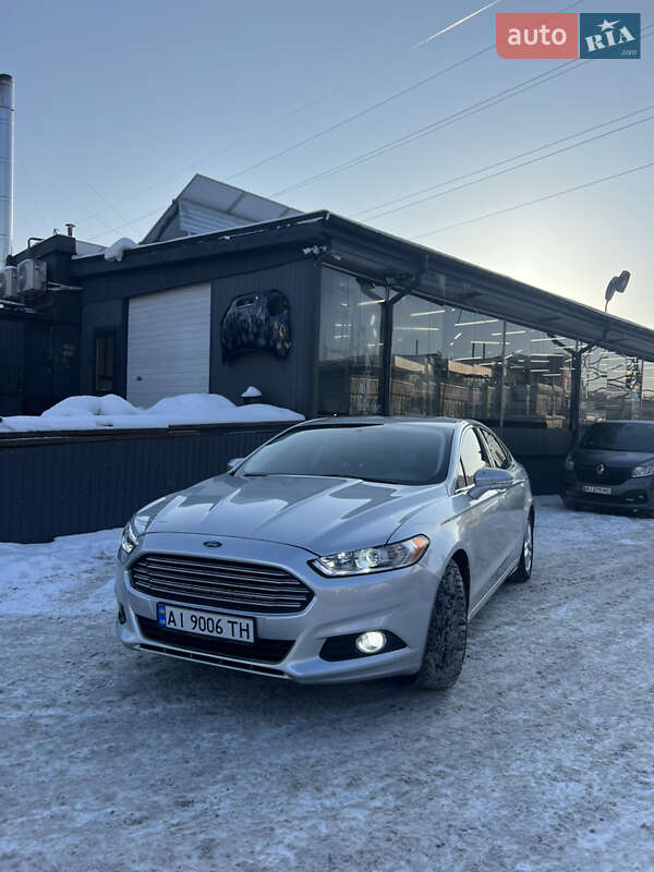 Седан Ford Fusion 2013 в Киеве