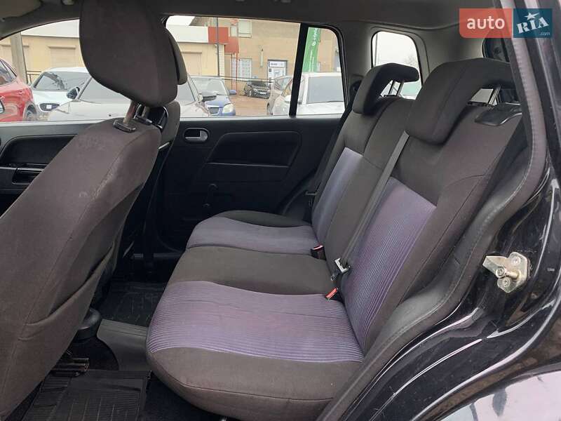 Хэтчбек Ford Fusion 2008 в Коломые