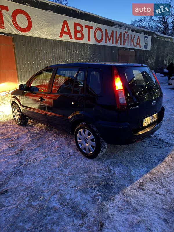 Хетчбек Ford Fusion 2011 в Києві