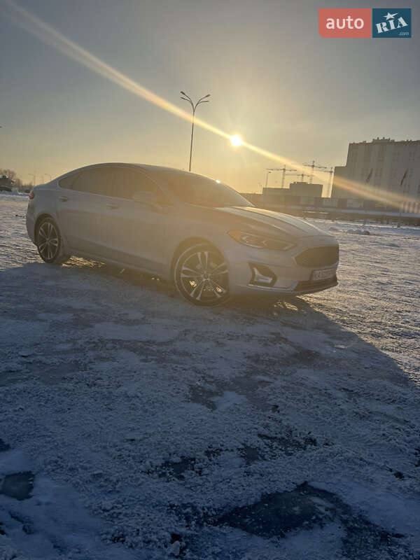 Седан Ford Fusion 2020 в Киеве