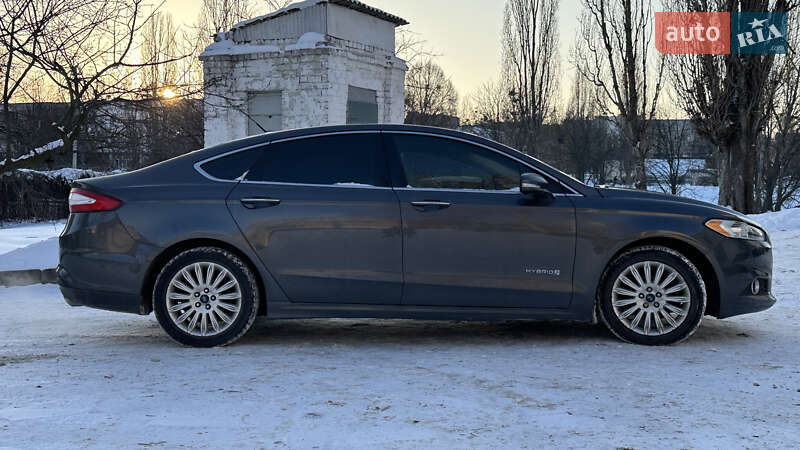 Седан Ford Fusion 2016 в Харькове