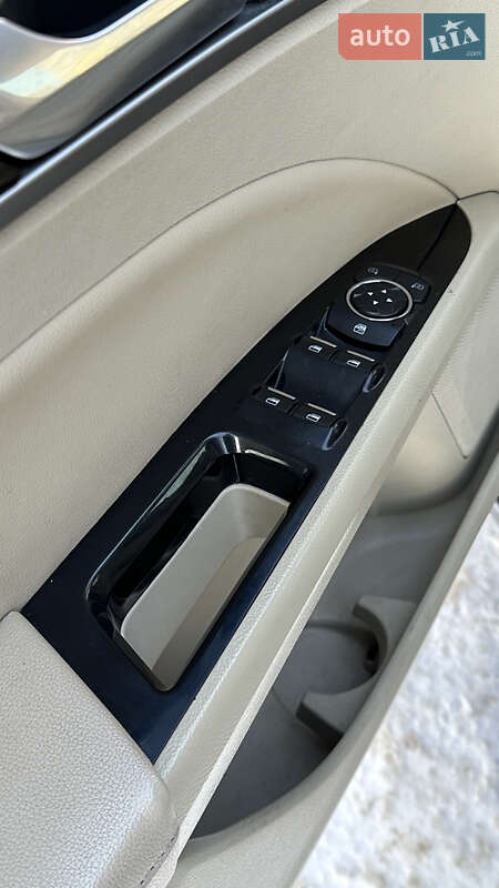 Седан Ford Fusion 2016 в Харькове