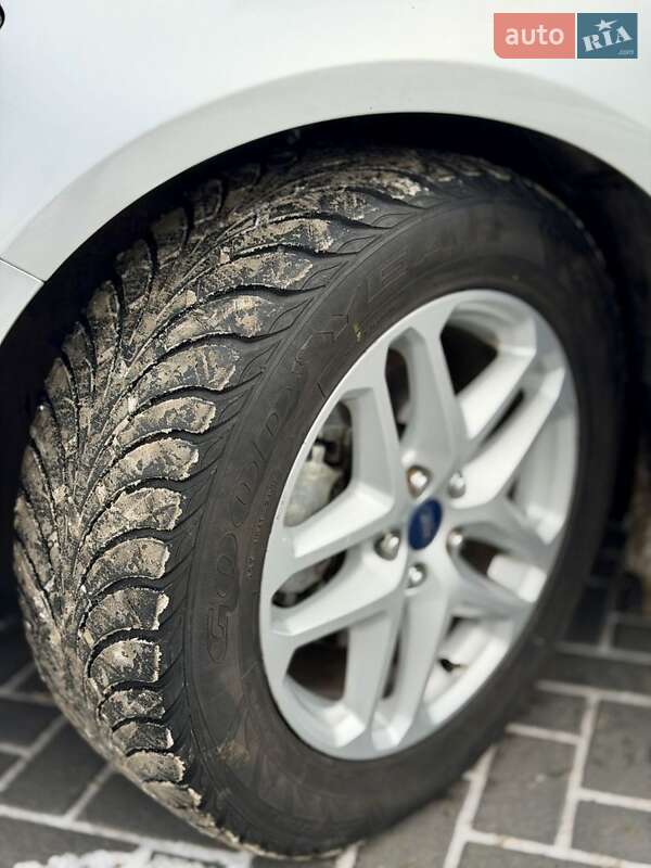 Седан Ford Fusion 2014 в Кропивницькому фото 13 Седан Ford Fusion 2014 в Кропивницькому