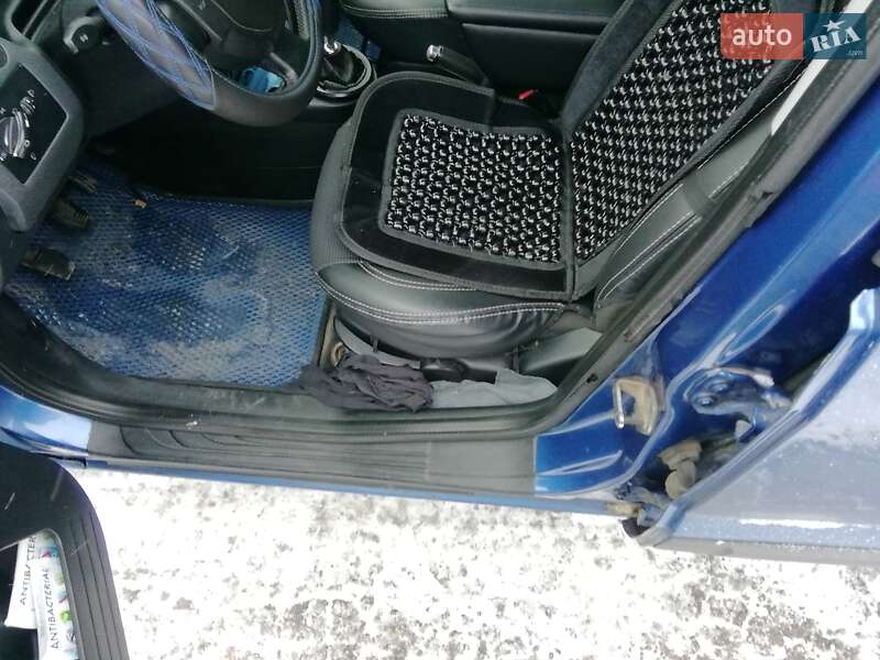 Хетчбек Ford Fusion 2007 в Дніпрі фото 7 Хетчбек Ford Fusion 2007 в Дніпрі