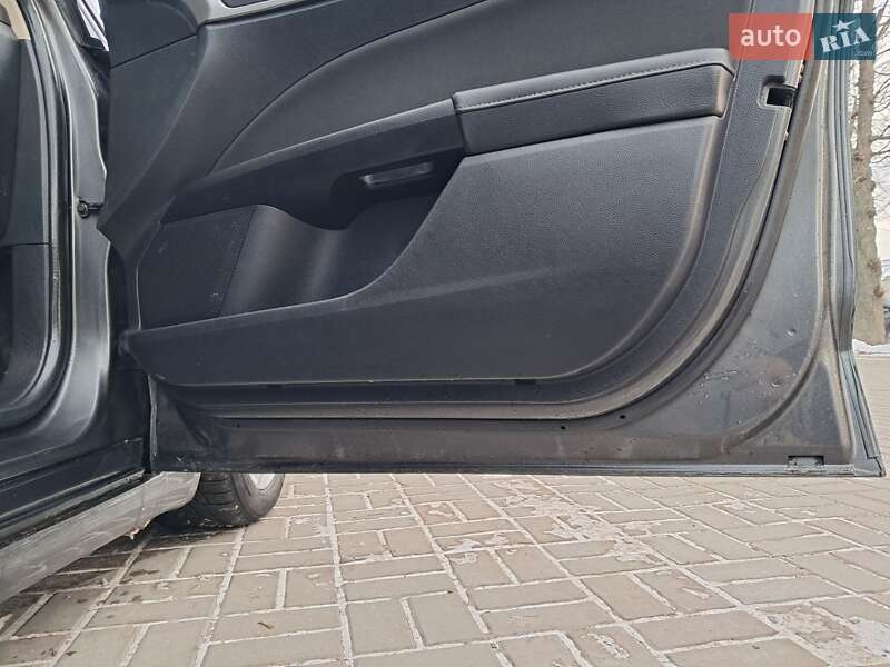 Седан Ford Fusion 2017 в Кропивницком