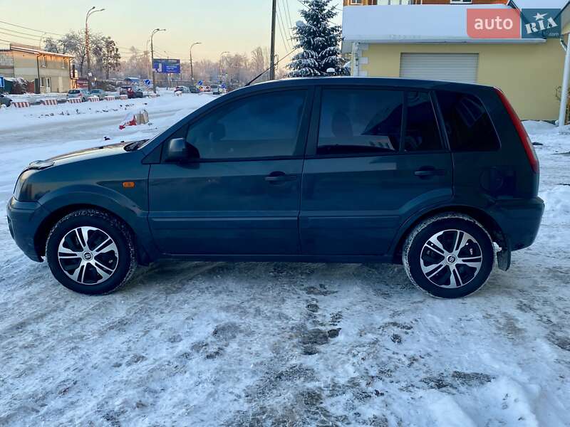 Хетчбек Ford Fusion 2011 в Києві