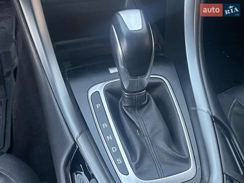 Седан Ford Fusion 2013 в Киеве