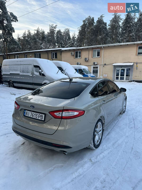 Седан Ford Fusion 2015 в Киеве