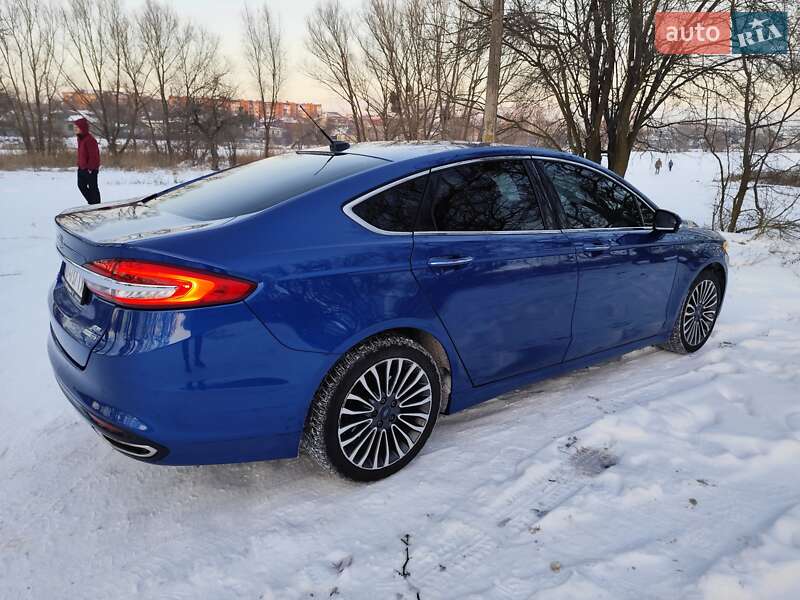 Седан Ford Fusion 2017 в Тульчині