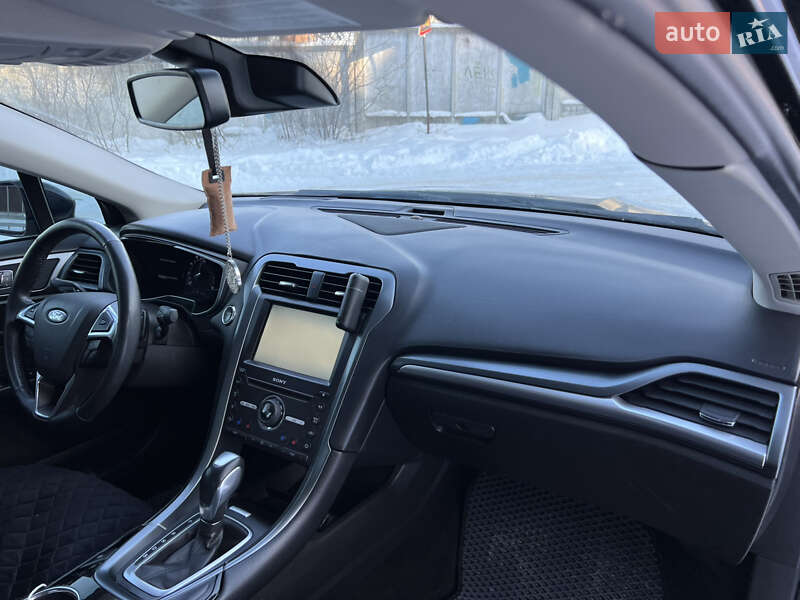 Седан Ford Fusion 2015 в Житомире